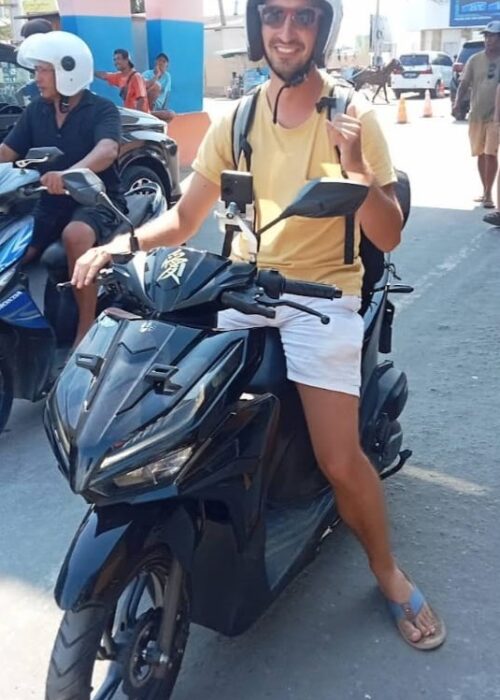 Galeri Zal Scooter Rental and Travel Lombok 3 Galeri Zal Scooter Rental and Travel Lombok 3